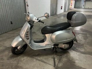 Vespa GT 125 Plata Automática
