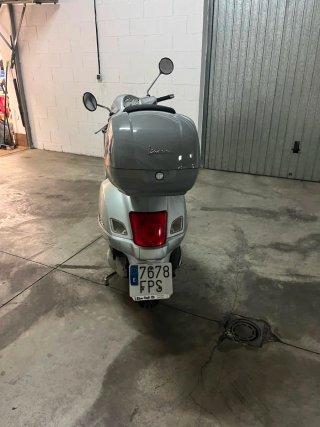 Vespa GT 125 Plata Automática