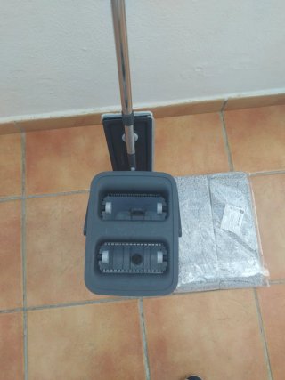 Fregasuelos Joybos con cubo