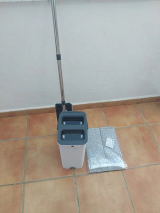 Fregasuelos Joybos con cubo