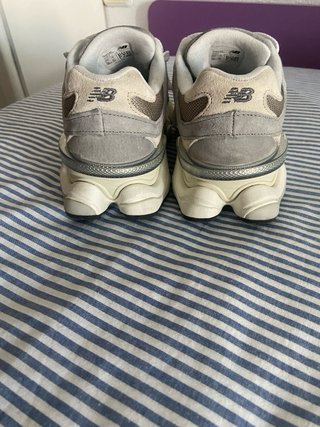 Zapatillas New Balance Beige/Gris U9060LBA