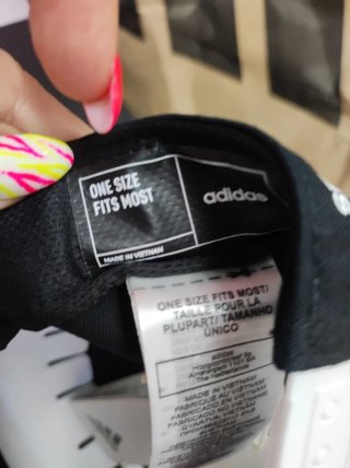 Gorra Adidas Negra Nueva
