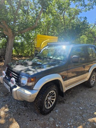 Mitsubishi Montero 1993