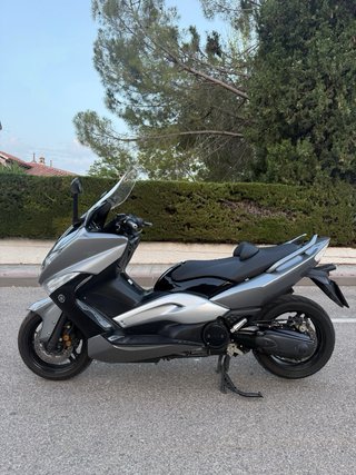 YAMAHA TMAX 2013