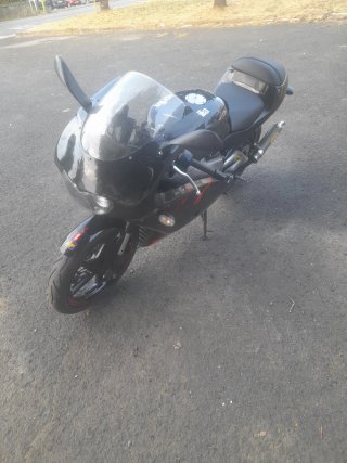 Aprilia RS 125 2T Moto Deportiva Negra