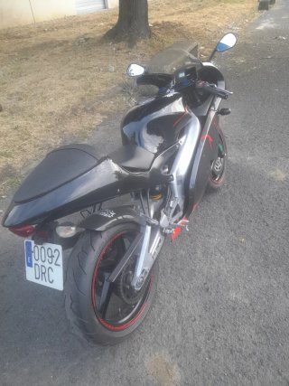 Aprilia RS 125 2T Moto Deportiva Negra