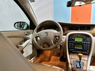 JAGUAR  X-TYPE 2.5 V6 Bussiness 2002