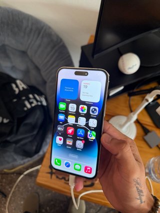 iPhone 14 Pro Max Viola/Argento