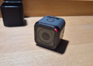 GoPro Session 5 (4K) más kit extension de bateria