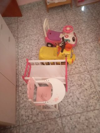 Juego de Trona y Cuna para Muñecas
