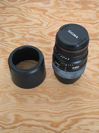Sigma 70-300mm f4-5.6