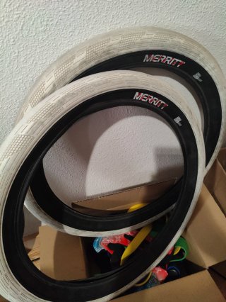 Coperture BMX Merritt Phantom bianche 20 x 2.5