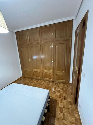 Piso en alquiler en Ermitagaña - Mendebaldea en Pamplona