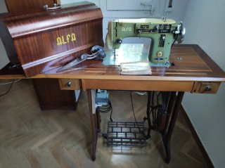 Máquina de coser Alfa Automática