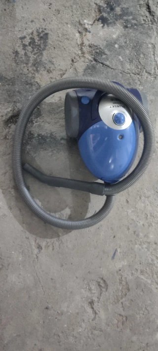 Aspiradora De Bolsa Bluesky 1600W