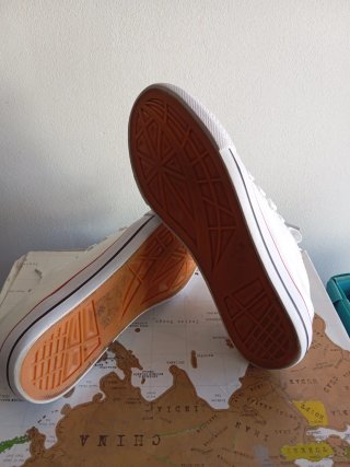 Zapatillas playeras blancas