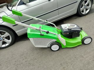 Cortacésped Viking en perfecto estado