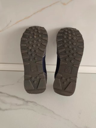 Zapatillas niño Scalpers. Talla 37