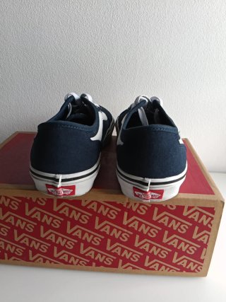 Zapatillas Vans Azul Marino y Blanco