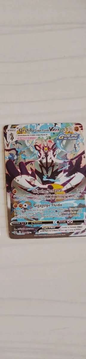 Carta Pokémon Urshifu VMAX Golpe Fluido