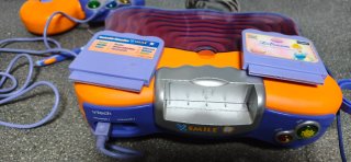 Consola Vtech V Smile Naranja y Morado