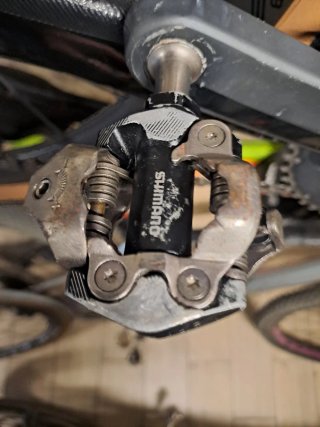 Pedali Shimano XT M8100
