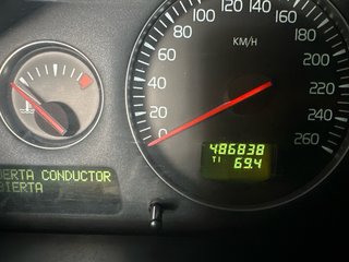 Volvo XC90 2004