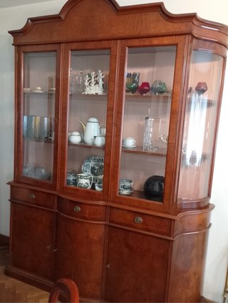 Vitrina Grande Madera y Cristal