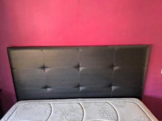 Cabezal cama de matrimonio de polipiel negro
