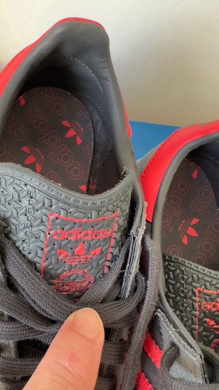 Zapatillas Adidas SL 72 Negras y Rojas