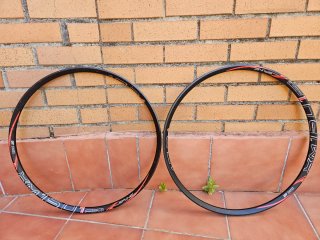 Aros DT Swiss XM1501 27.5