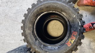2 Neumáticos MAXXIS RAZR