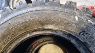 2 Neumáticos MAXXIS RAZR