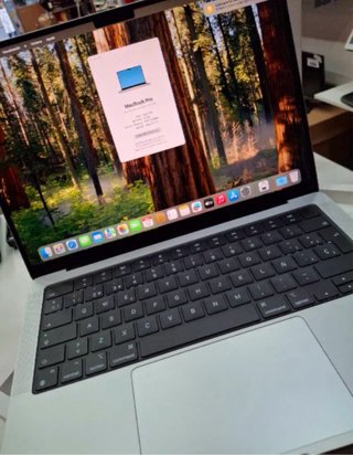 MacBook Pro 14 M4 2025 Plata