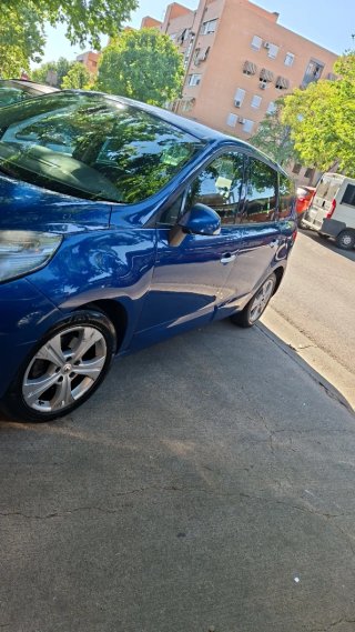 Lavado de coches a domicilio.