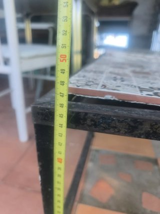 Mesa de centro con mosaico de cerámica