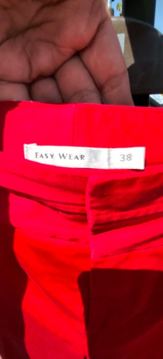 Pantalones rojos mujer