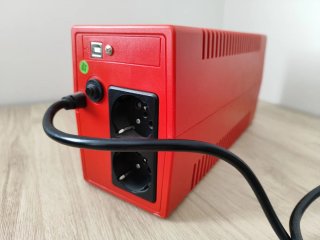Salicru SPS One 700VA SAI 360W Rojo