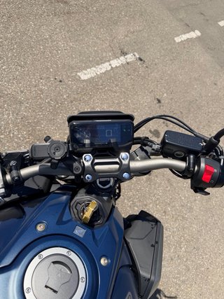 Honda CB650R Azul 2022