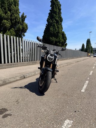 Honda CB650R Azul 2022