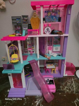 Casa Barbie con Coche y Accesorios