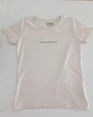 Camiseta Pausa Dramática crema T.S