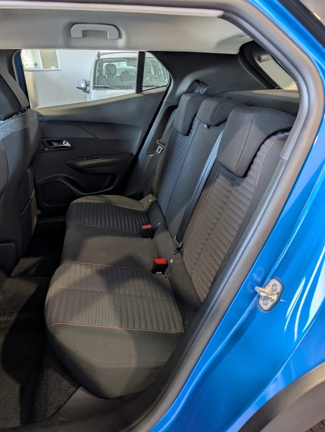 Peugeot 2008 2021