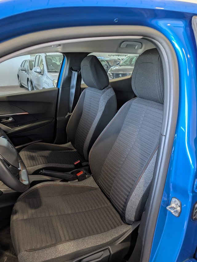 Peugeot 2008 2021