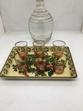 Servizio da liquore vintage con vassoio