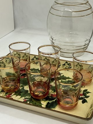 Servizio da liquore vintage con vassoio
