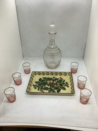 Servizio da liquore vintage con vassoio