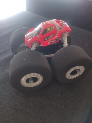 Coche teledirigido Air Hogs Supersoft