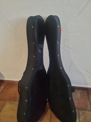 Guitarra Alhambra  5P A con funda
