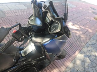 Yamaha XMAX 3700€